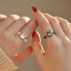Simple Design Cute Rabbit Beaded Ring for Women Black And White Beads Animal Finger Ring Party Aesthetics Jewelry Accessories