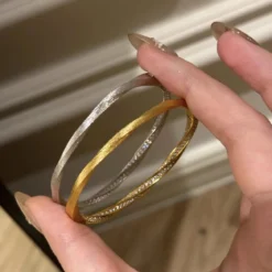 Vintage Style 925 Sterling Silver Hand-brushed Mobius Bracelet French Light Luxury Zircon Twisted Rope Twist Bracelet For Women