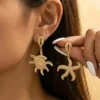 Ocean Style Asymmetrical Conch Starfish Dangle Earrings for Women Metal Textured Scallops Shell Earring Beach Mismatched Jewelry