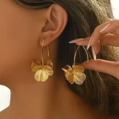 Gold Color Double Layer Hollow Flower Hoop Earring for Women Vintage Exaggerate Metal Big Petal Earring Party Daily Wear Jewelry